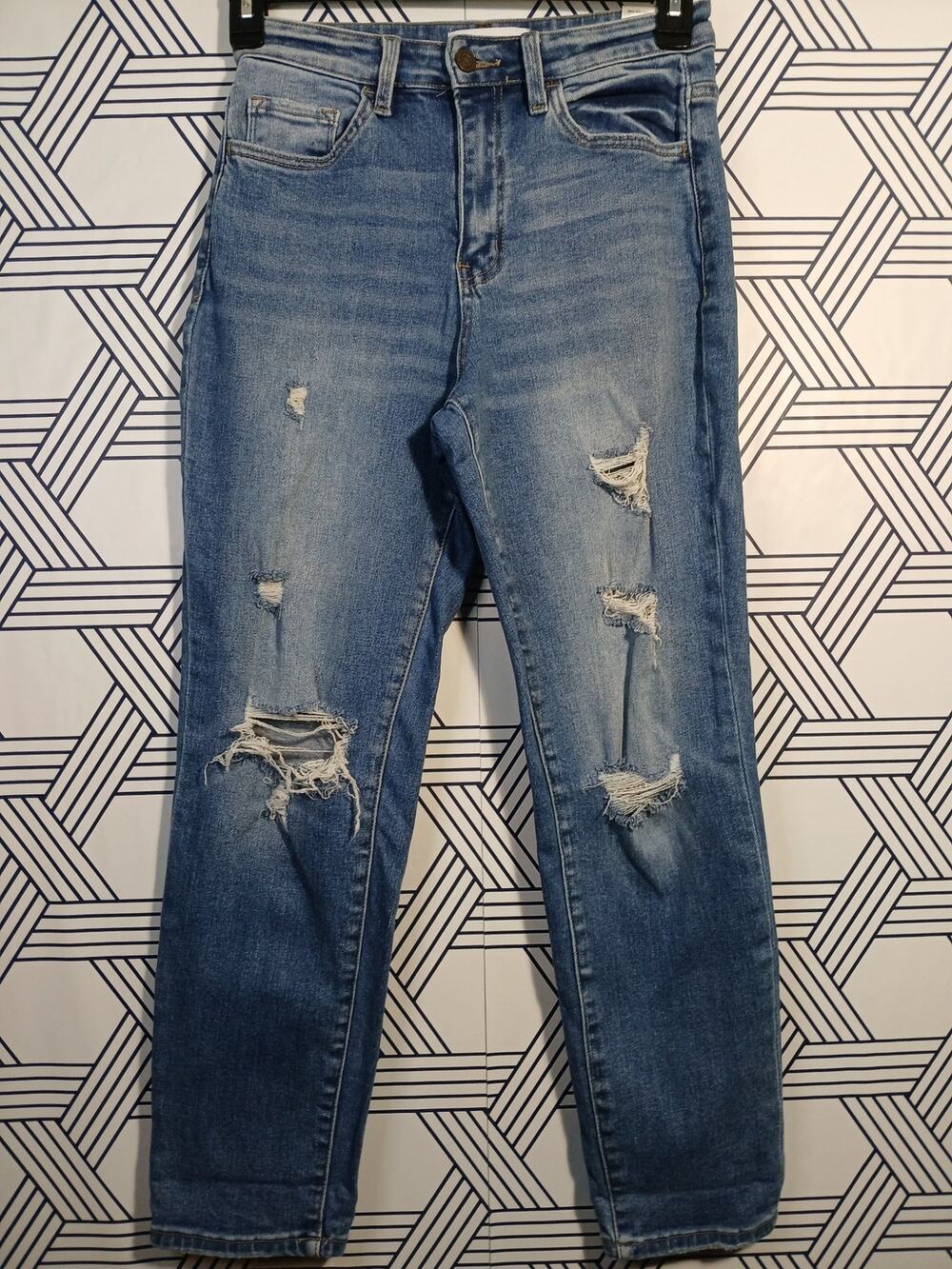 Vervet Blue High Rise Distressed Mom Jeans Size 27